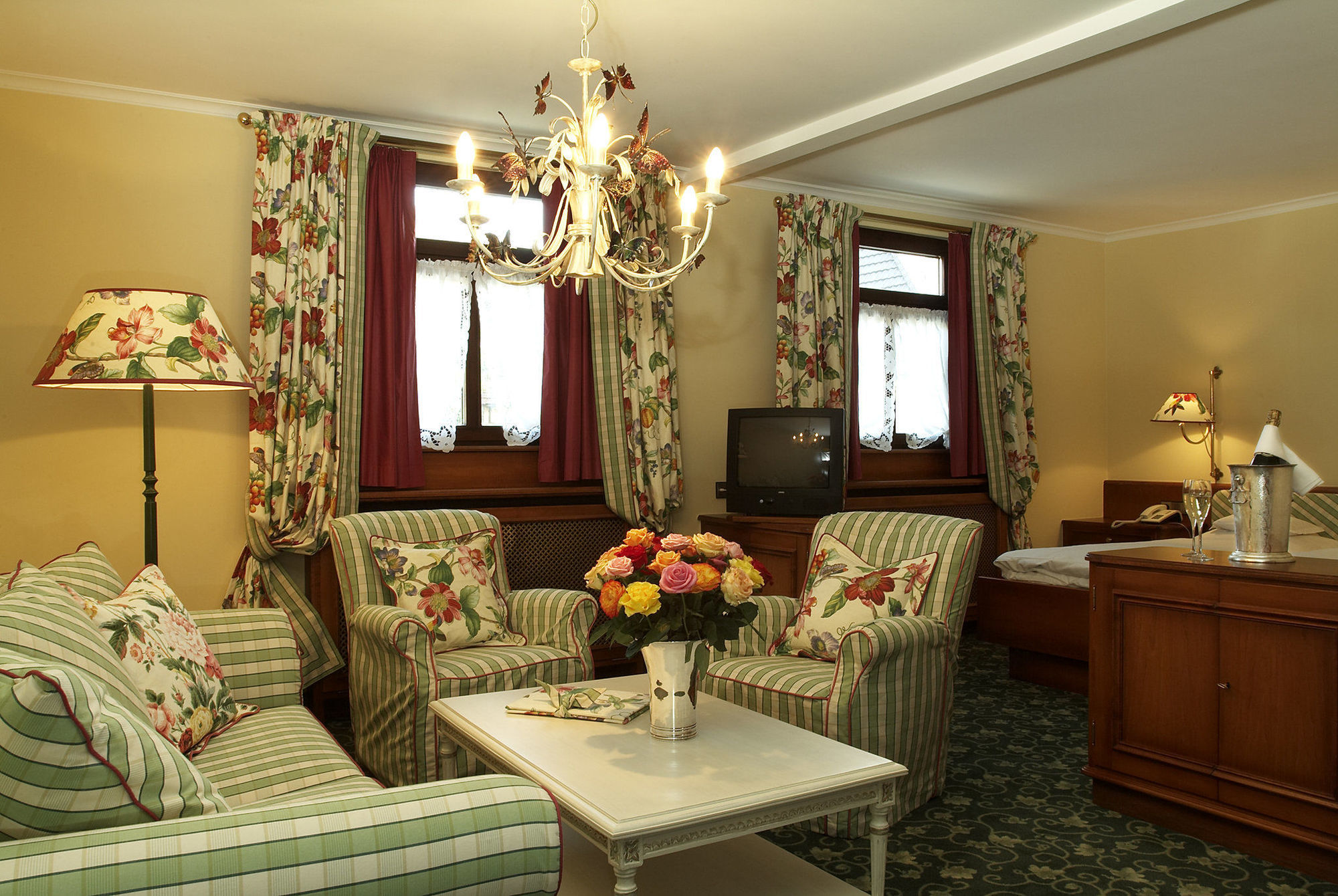Schwarzer Adler Hotel Фогтсбург Стая снимка