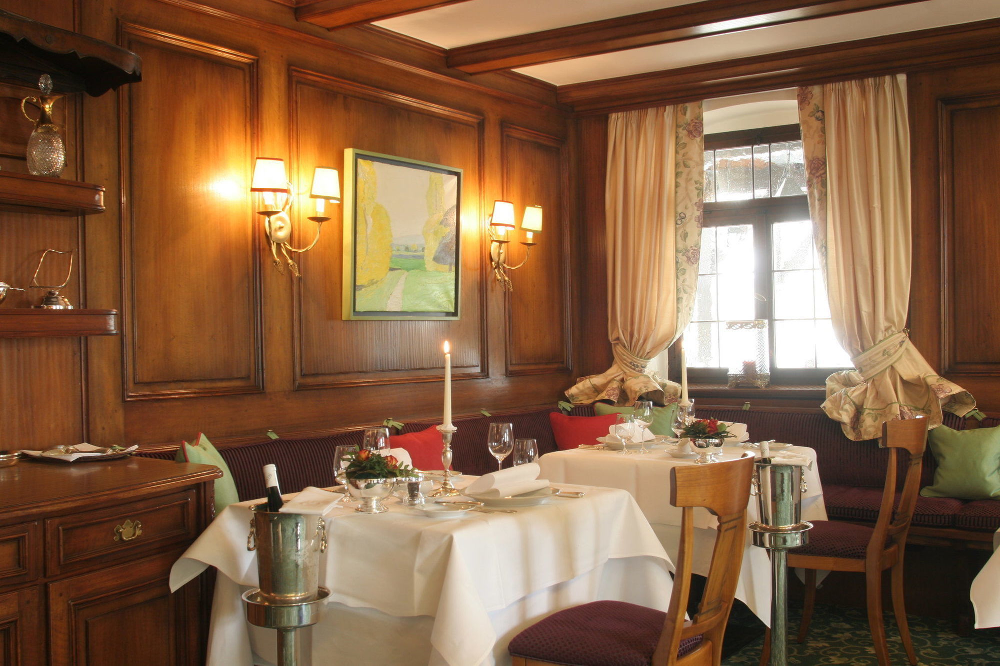 Schwarzer Adler Hotel Фогтсбург Ресторант снимка