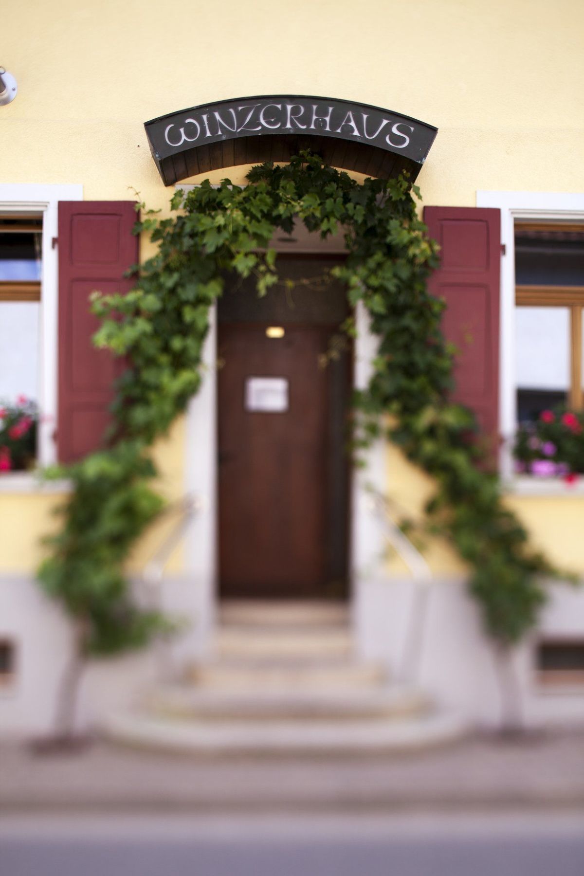 Schwarzer Adler Hotel Фогтсбург Ресторант снимка